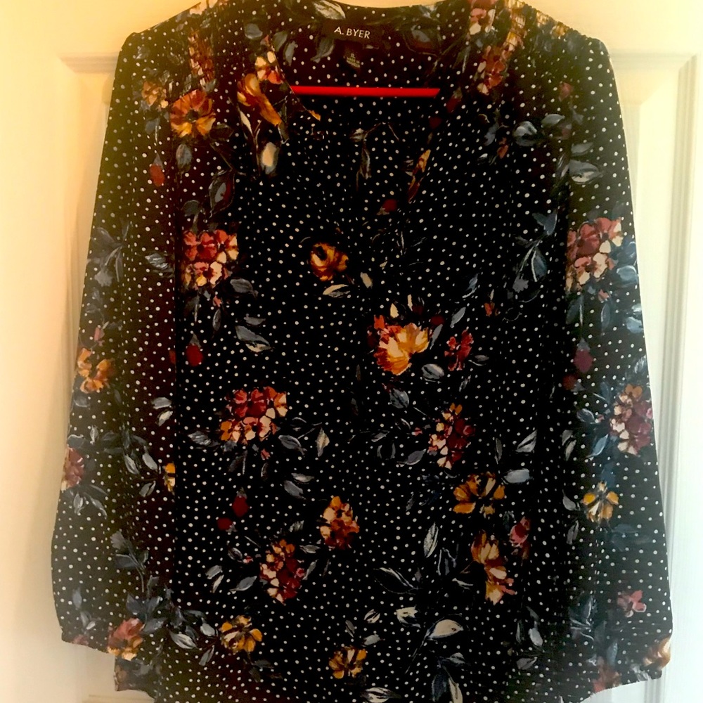 Women’s blouse